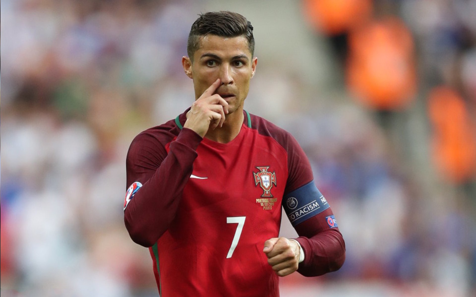 马刺封锁篮网,伦纳德在F1街道赛接管比赛,当篮球巨星驶入速度禁区