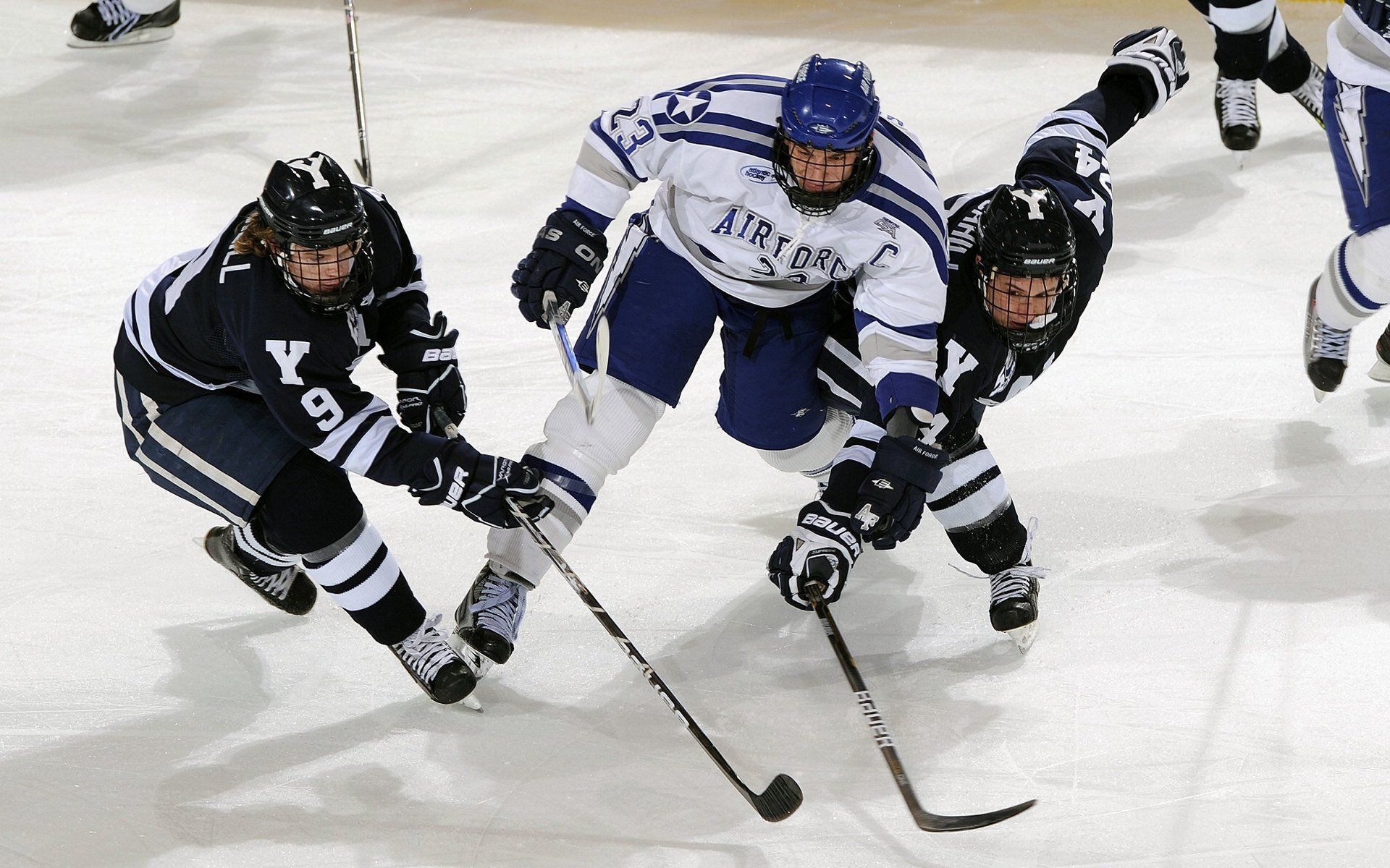 步行者狂胜北京队,米切尔在西甲国家德比接管比赛,体育无疆界,热血共澎湃