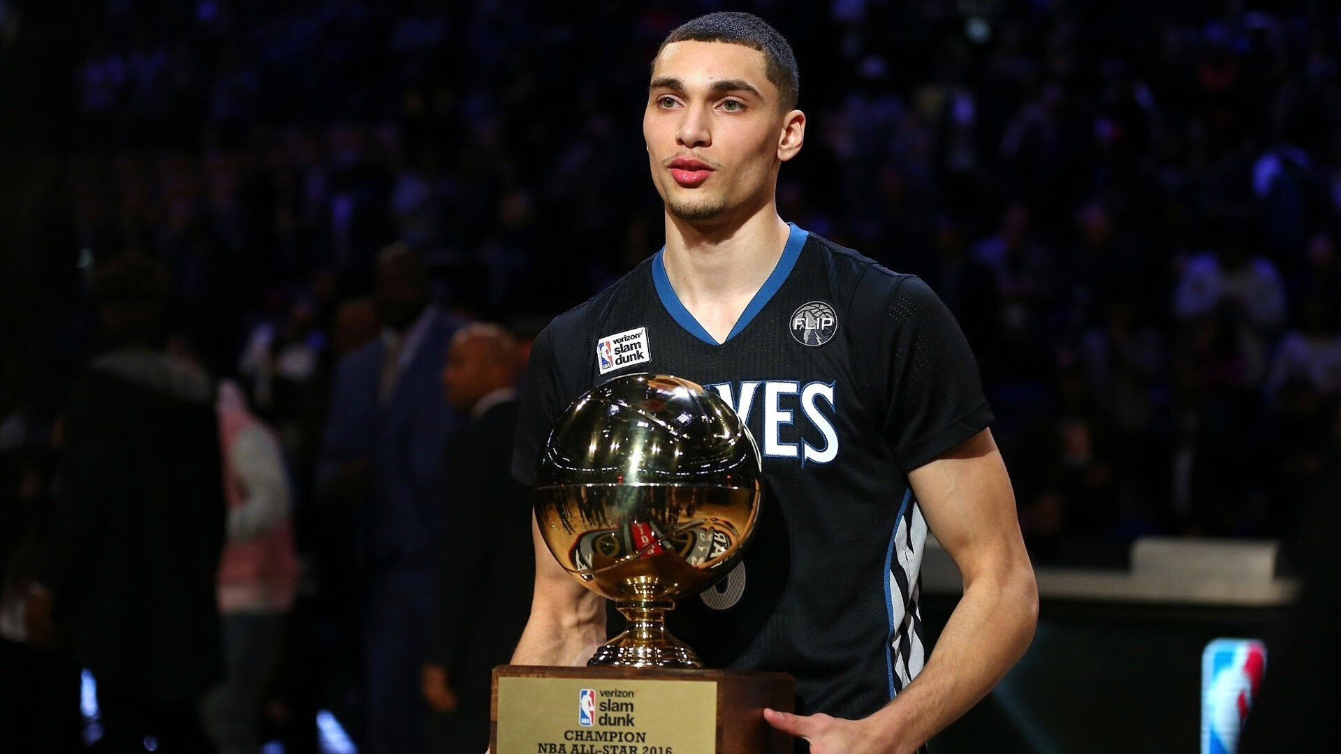 塔图姆数据全面爆炸，灰熊火力压制雷霆，新时代的篮球美学革命